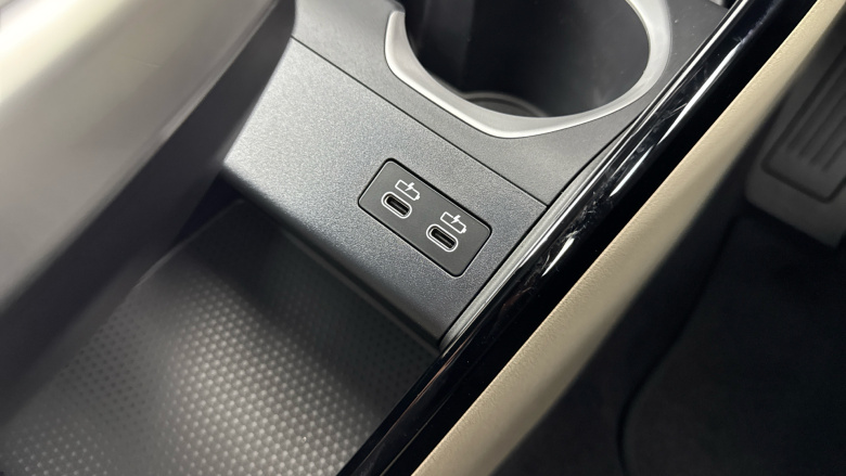 BMW iX2 150kW eDrive20 M Sport 65kWh 5dr Auto [Tech/Pro] Electric Hatchback